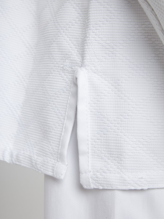 https://storage.alifshop.tj/media/images/alifshop/49503/kimono-dlya-dzyudo-amid-standart-155-sm-belyy-1769751736223.png