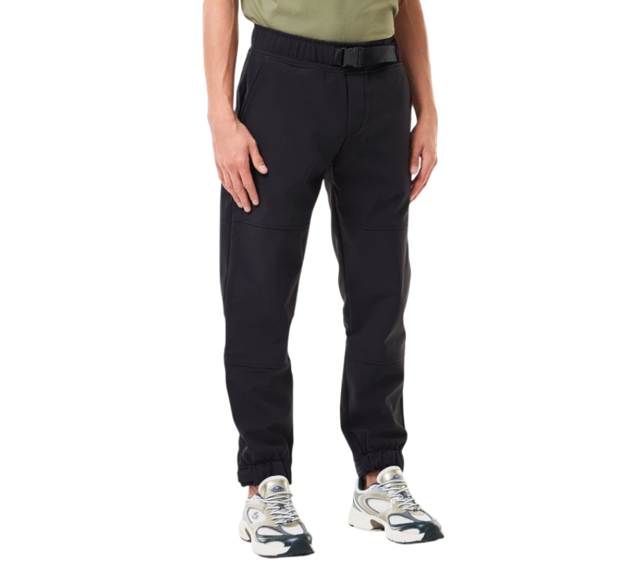 https://storage.alifshop.tj/media/images/alifshop/49663/muzhskie-bryuki-lacoste-hh2521r-l-chernyy-1769774474299.png