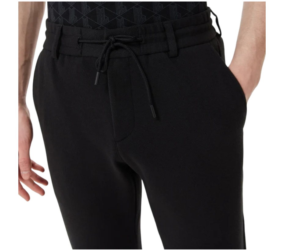 https://storage.alifshop.tj/media/images/alifshop/49685/muzhskie-bryuki-lacoste-hh0330-s-chernyy-1769836429998.png