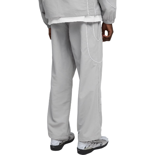 https://storage.alifshop.tj/media/images/alifshop/50147/sportivnye-bryuki-puma-pumatech-relaxed-track-pants-men-632097-xl-chernyy-seryy-1770187851079.png