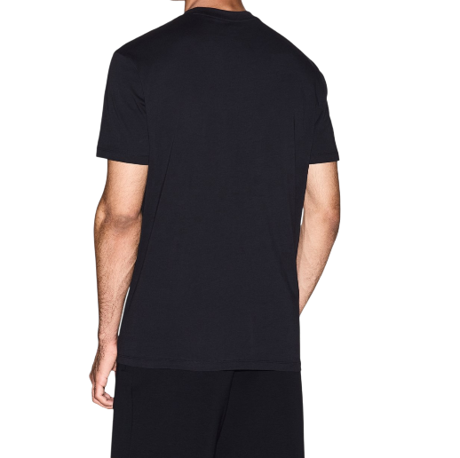 https://storage.alifshop.tj/media/images/alifshop/50595/muzhskaya-futbolka-armani-exchange-xm001911af10356mc237-xxl-chernyy-100049031-1770701249787.png
