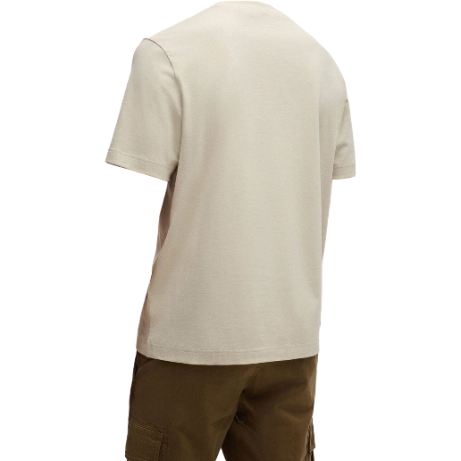 https://storage.alifshop.tj/media/images/alifshop/51298/muzhskaya-futbolka-boss-tchup-50473278-271-l-bezhevyy-1770979025984.png