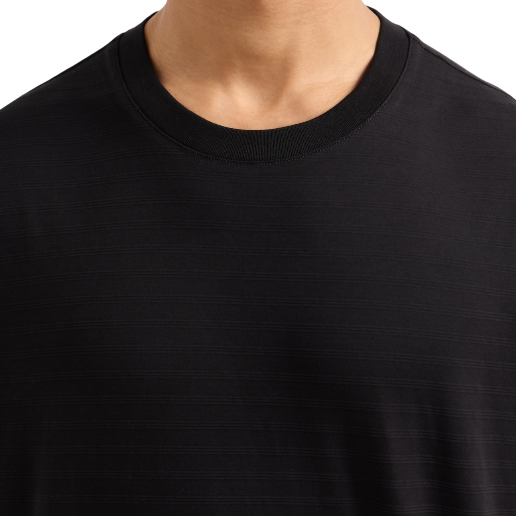 https://storage.alifshop.tj/media/images/alifshop/51683/muzhskaya-futbolka-armani-exchange-xm000730af13025uc001-l-chernyy-1771494808131.png