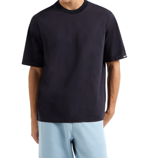 https://storage.alifshop.tj/media/images/alifshop/51910/muzhskaya-futbolka-armani-exchange-xm000519af10337ub101-xl-temno-siniy-1771586146851.png