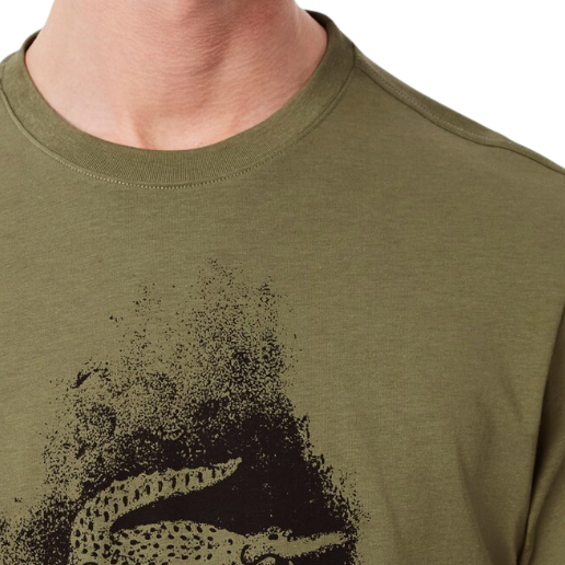 https://storage.alifshop.tj/media/images/alifshop/52304/muzhskaya-futbolka-lacoste-th8917-bmy-m-haki-1771934710465.png