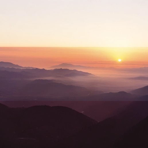 https://storage.alifshop.tj/media/images/alifshop/54029/chehol-dlya-samsung-galaxy-s26-ultra-pitaka-edge-moment-sunset-korichnevyy-1773486725962.jpg