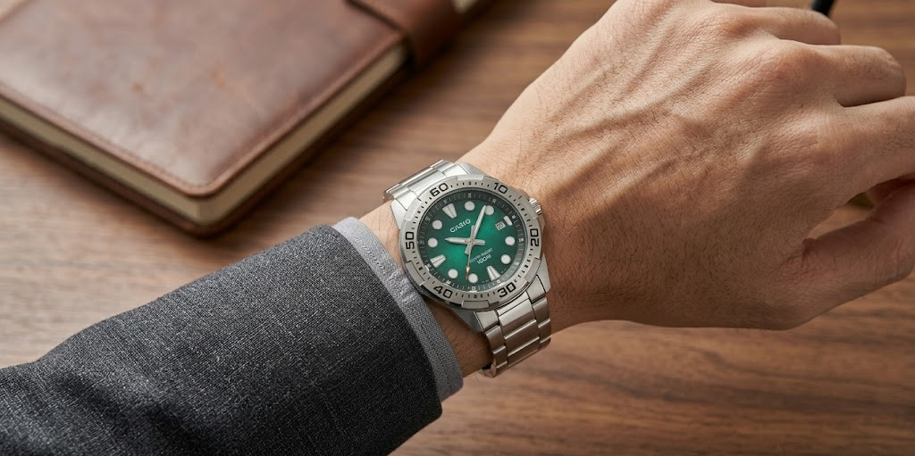 https://storage.alifshop.tj/media/images/alifshop/55212/naruchnye-chasy-casio-mtd-140d-3avdf-serebristo-zelenyy-1775127404444.png
