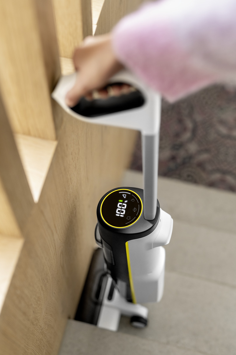 https://storage.alifshop.tj/media/images/alifshop/55714/besprovodnoy-pylesos-shvabra-karcher-fcv-4-natural-n-3-v-1-1-056-132-0-180-vt-belo-chernyy-1776164953650.png