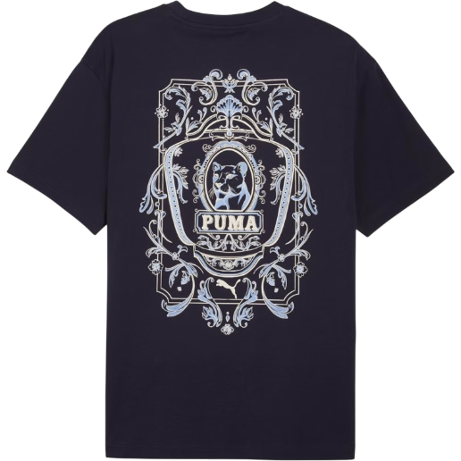 https://storage.alifshop.tj/media/images/alifshop/55749/muzhskaya-futbolka-puma-graphic-634437-16-xxl-temno-siniy-1776167480203.png