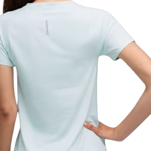https://storage.alifshop.tj/media/images/alifshop/55766/zhenskaya-futbolka-puma-run-cloudspun-tee-526652-99-s-goluboy-1776168359489.png