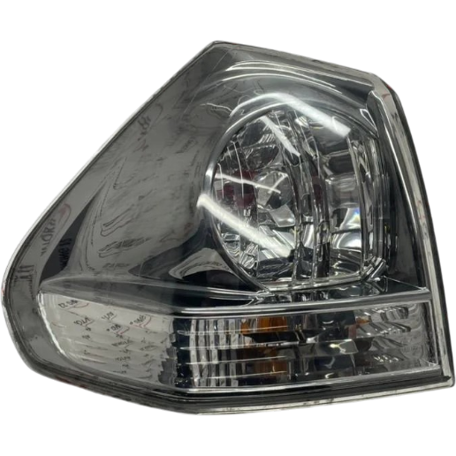 https://storage.alifshop.tj/media/images/alifshop/56564/fonar-zadniy-levyy-toyota-harrier-lexus-rx-8156048061-1777272723133.png