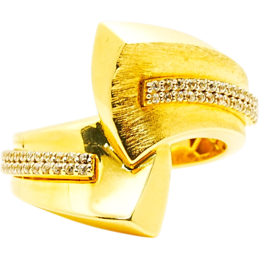 https://storage.alifshop.tj/media/images/alifshop/57580/kolco-iz-zolota-tojik-crystal-razmer-19-585-proba-5-84-gramm-1779167976204.png