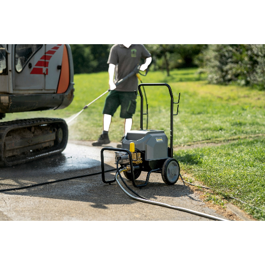 https://storage.alifshop.tj/media/images/alifshop/58404/moyka-vysokogo-davleniya-karcher-hd-6-15-4-m-classic-1-367-900-0-3400-vt-seryy-1780571583247.png