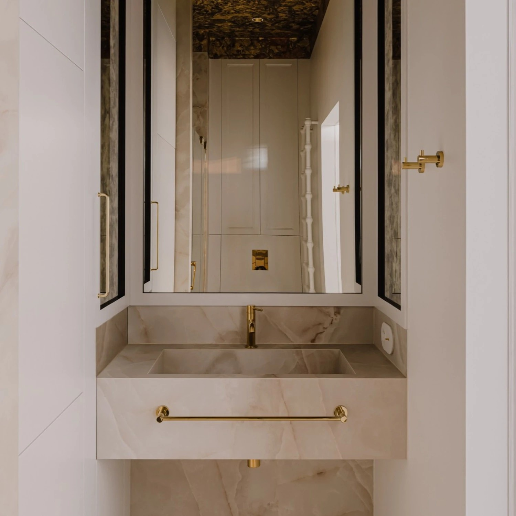 https://storage.alifshop.tj/media/images/alifshop/58497/polotencesushitel-omnires-modern-project-mp60216gl-polirovannoe-zoloto-1780899479799.png