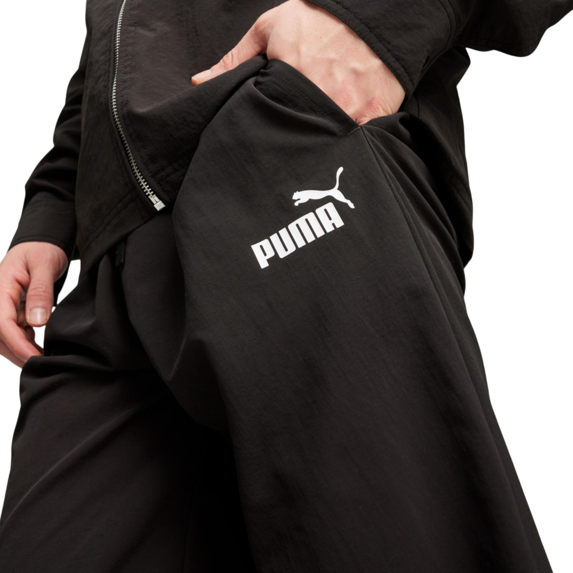 https://storage.alifshop.tj/media/images/alifshop/61003/muzhskie-bryuki-puma-power-colourblocked-woven-pants-680449-01-l-cherno-belyy-1782830007301-6hooyq4T.png