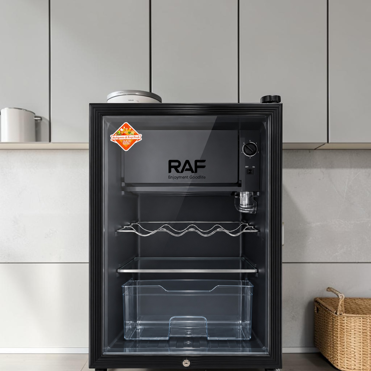 https://storage.alifshop.tj/media/images/alifshop/62722/holodilnaya-vitrina-raf-r-13065-68-l-chernyy-1784723653733-OPT4enME.png