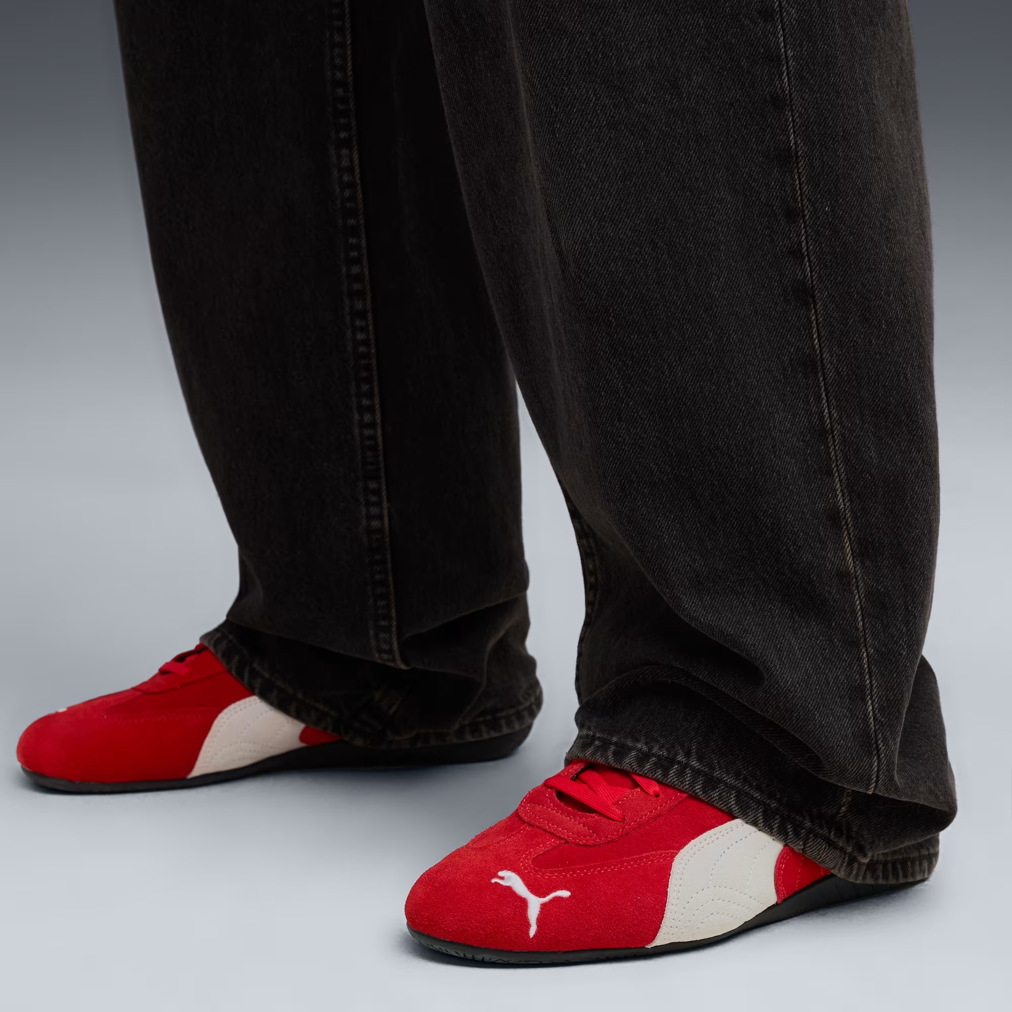 https://storage.alifshop.tj/media/images/alifshop/64831/krossovki-puma-speedcat-og-398846-02-40-5-razmer-krasnyy-1787929856468-b1QoySw9.png