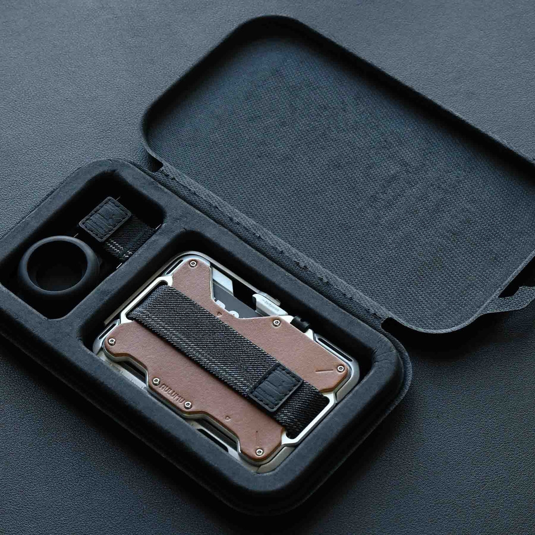 https://storage.alifshop.tj/media/images/alifshop/65786/magnitnyy-metallicheskiy-koshelek-multitul-aulumu-g03-naturalnaya-kozha-1789050303267-Qe7AHxKe.jpg