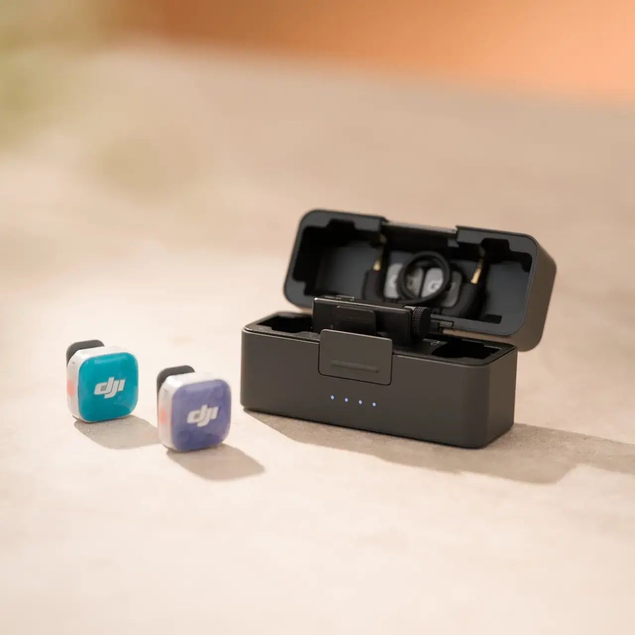 https://storage.alifshop.tj/media/images/alifshop/66809/besprovodnoy-petlichnyy-mikrofon-dji-mic-mini-2s-chernyy-1790067588818-N2XYnhfZ.webp