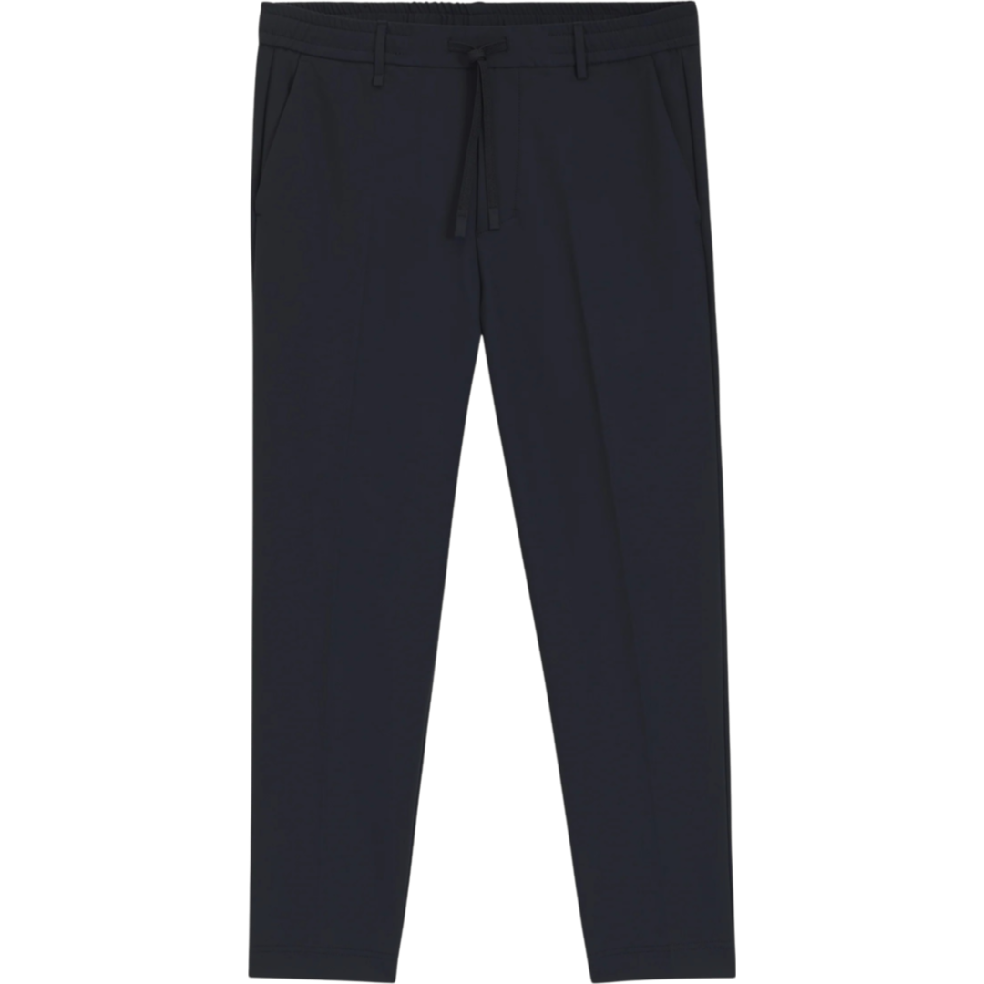 https://storage.alifshop.tj/media/images/alifshop/67426/muzhskie-bryuki-boss-50538179-402-4xl-temno-siniy-1790251433619-NxgxKrbA.png
