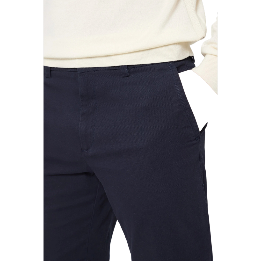 https://storage.alifshop.tj/media/images/alifshop/67863/muzhskie-bryuki-boss-c-kent-50546903-404-4xl-temno-siniy-1790607985241-mAeNJ8XT.png