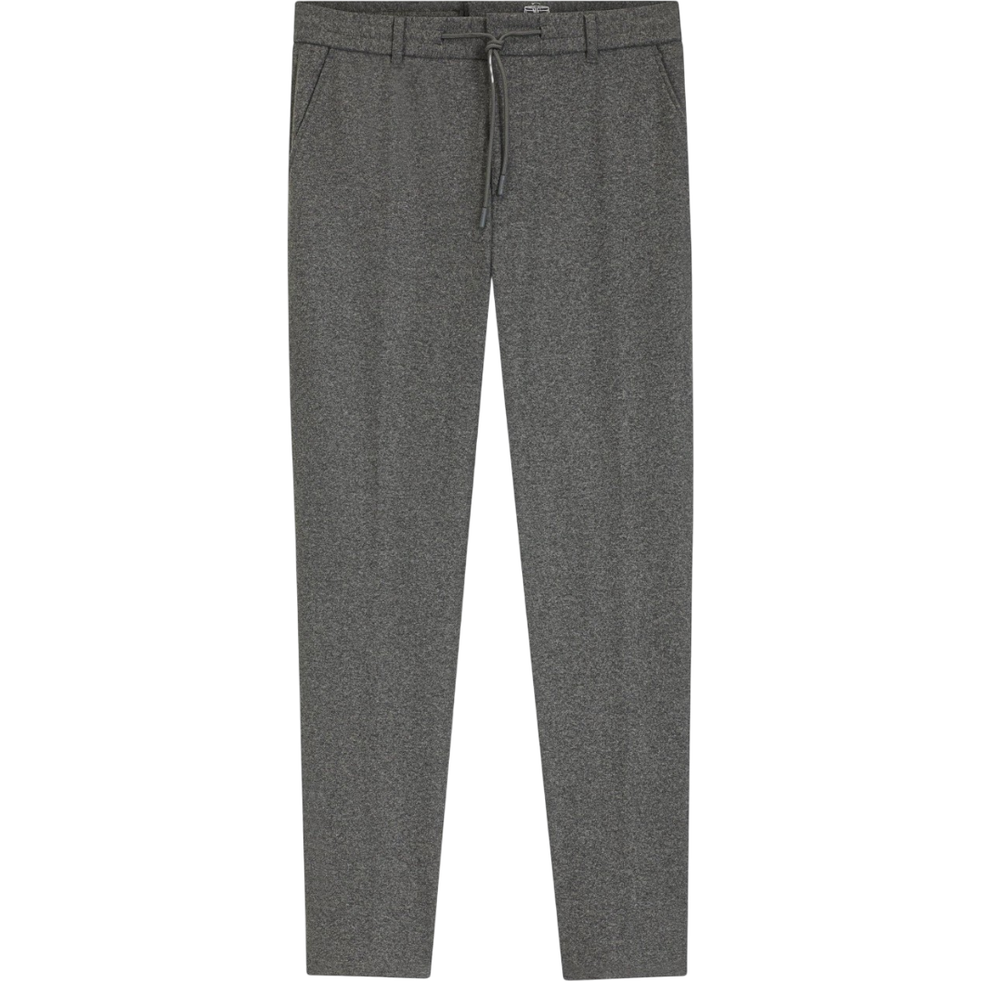 https://storage.alifshop.tj/media/images/alifshop/67937/muzhskie-bryuki-boss-p-perin-j-rds-wg-254-50551542-030-4xl-temno-seryy-1790621808242-PEdL7Ta0.png