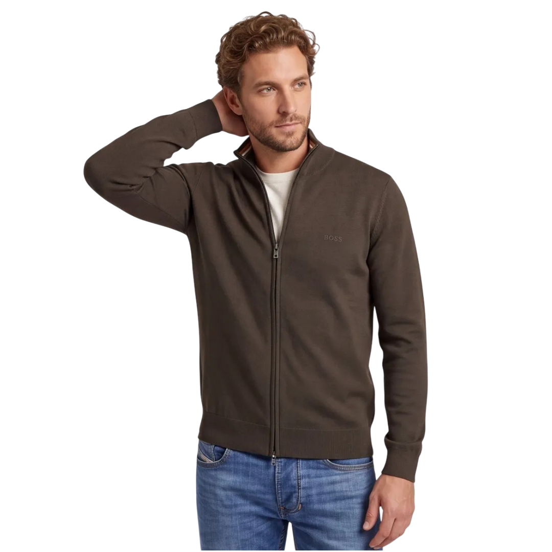 https://storage.alifshop.tj/media/images/alifshop/67985/kardigan-boss-vest-50476347-342-3xl-haki-1790661779538-eK2m3qKy.png