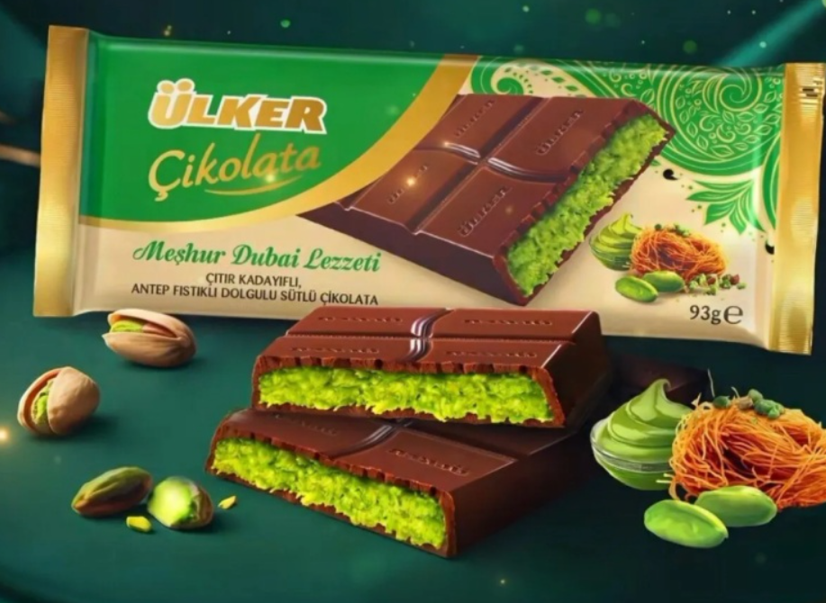 https://storage.alifshop.tj/media/images/alifshop/68965/shokolad-molochnyy-ulker-dubai-chocolate-s-fistashkovoy-nachinkoy-i-kadaifom-93-g-1791010009677-J79NmiT5.png