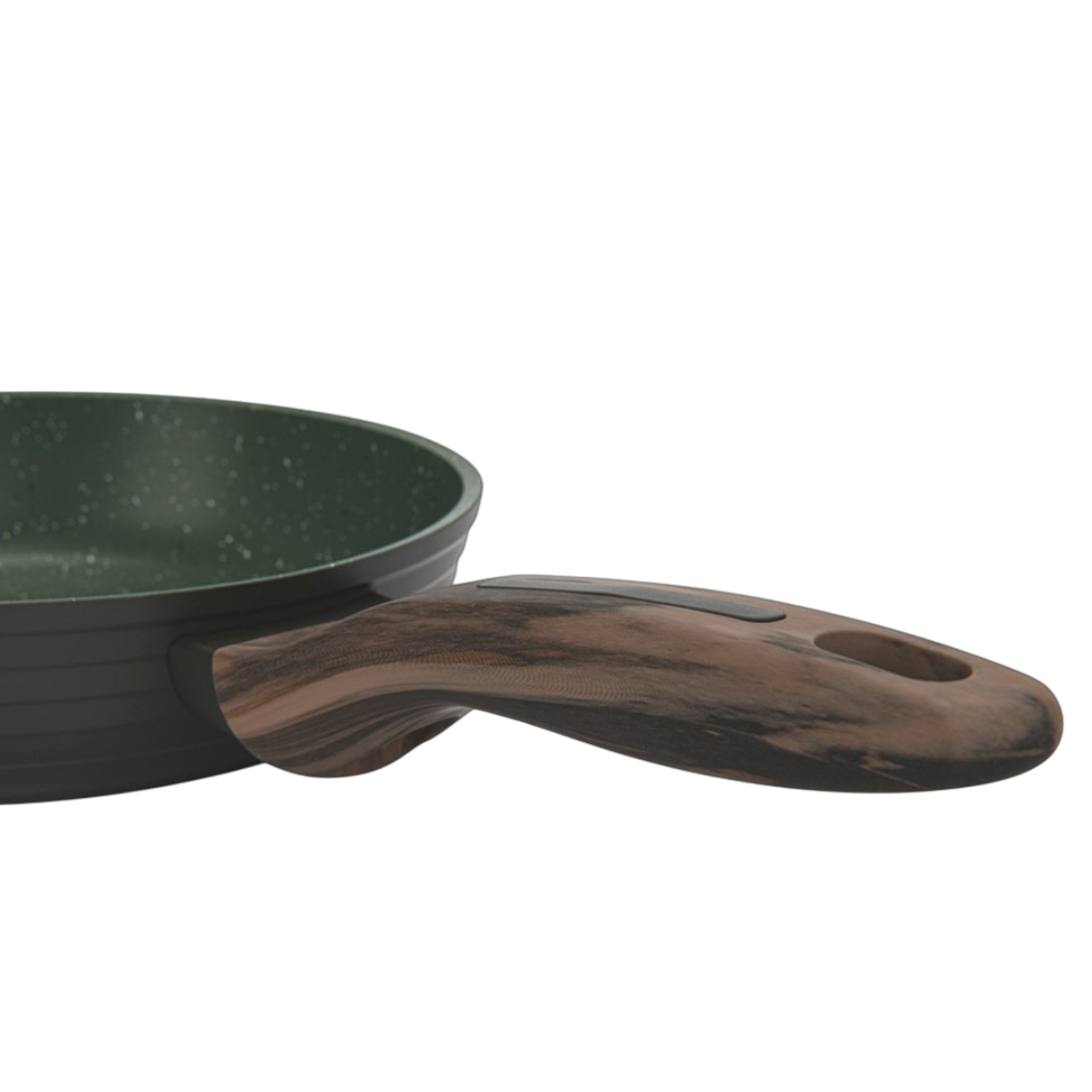 https://storage.alifshop.tj/media/images/alifshop/69064/skovoroda-dlya-zharki-fissman-14595-cuisine-20sm-chernyy-1791201938939-A6paGIFF.png
