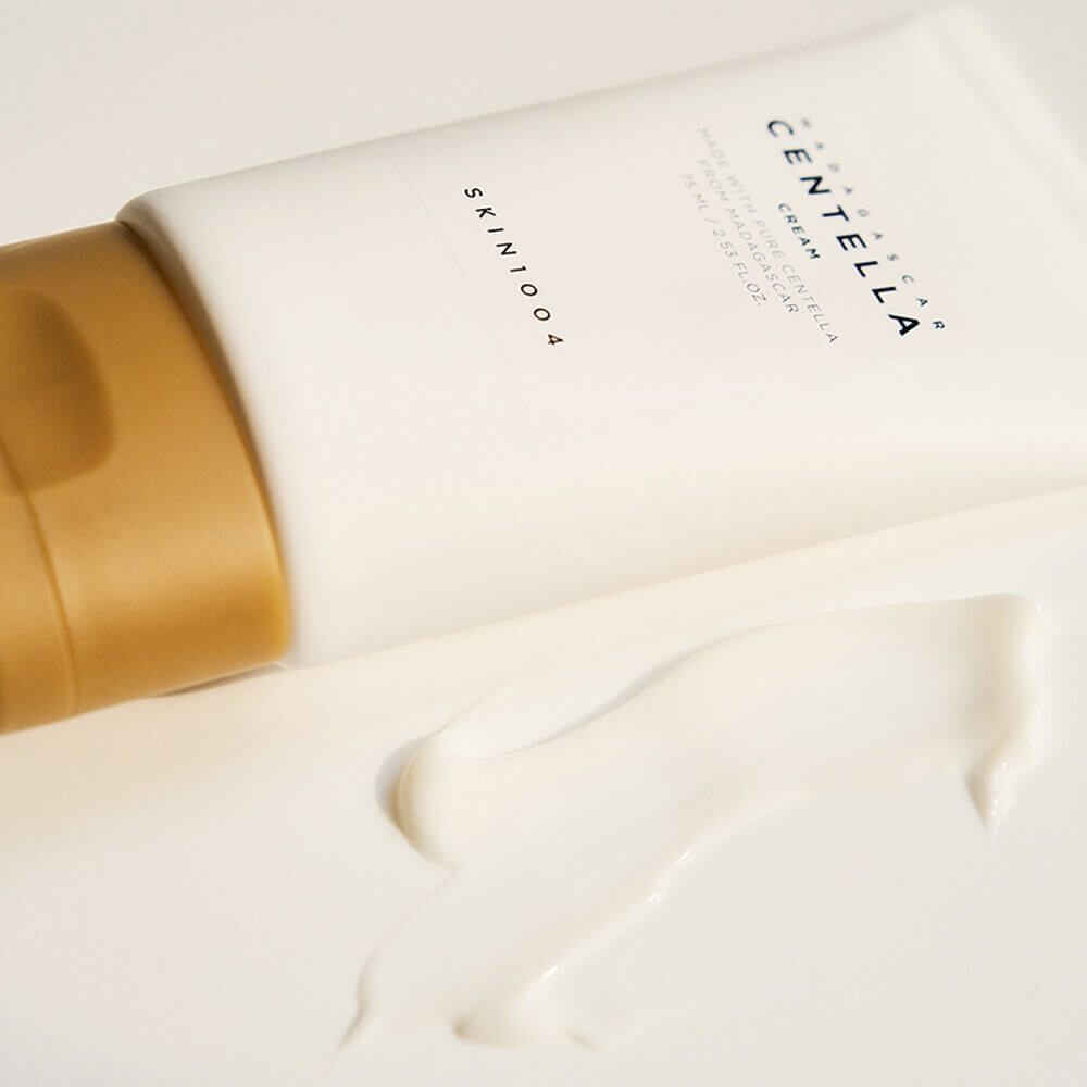 https://storage.alifshop.tj/media/images/alifshop/69213/pitatelnyy-krem-s-centelloy-skin1004-madagascar-centella-cream-75-ml-1791355053027-pWWm6RuJ.jpg
