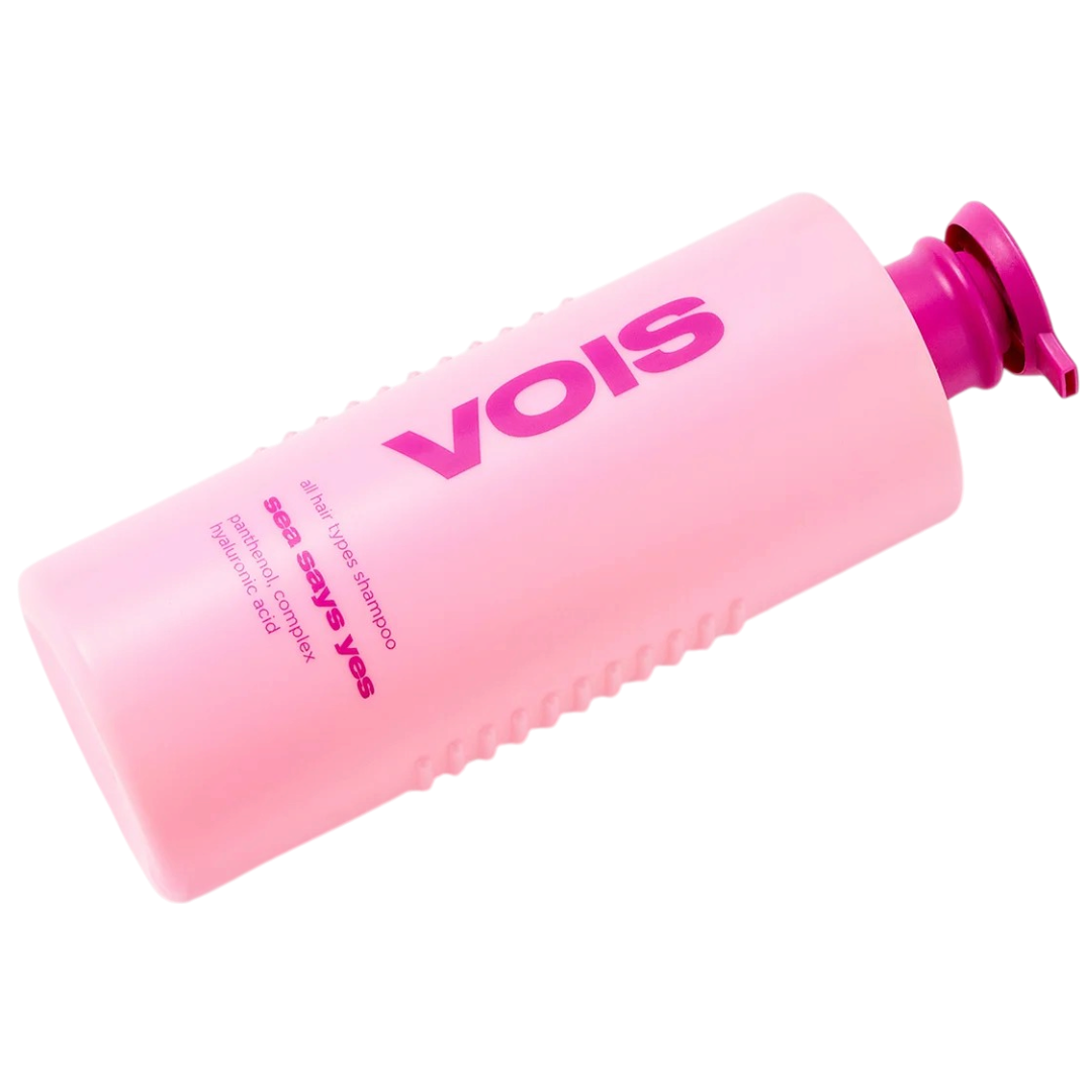 https://storage.alifshop.tj/media/images/alifshop/69714/shampun-dlya-vseh-tipov-volos-vois-sea-says-yes-1000-ml-1791810330285-slWqnu86.png