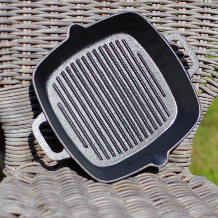 https://storage.alifshop.tj/media/images/alifshop/70254/skovoroda-fissman-gril-kvadratnaya-26-sm-chernyy-1792409476367-cA1jQOkT.png