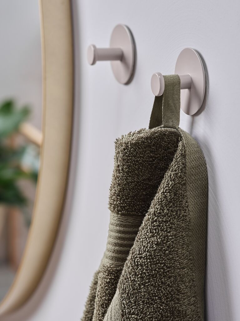 https://storage.alifshop.tj/media/images/alifshop/70277/kryuchok-dlya-polotenec-jysk-ekedalen-bezhevyy-2-sht-1792473001198-9JsNgV8z.jpg