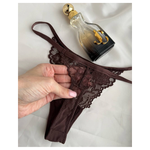 https://storage.alifshop.tj/media/images/alifshop/70430/trusy-stringi-h-m-nabor-iz-1232495024-s-2-sht-1792583682970-7eXCT458.png