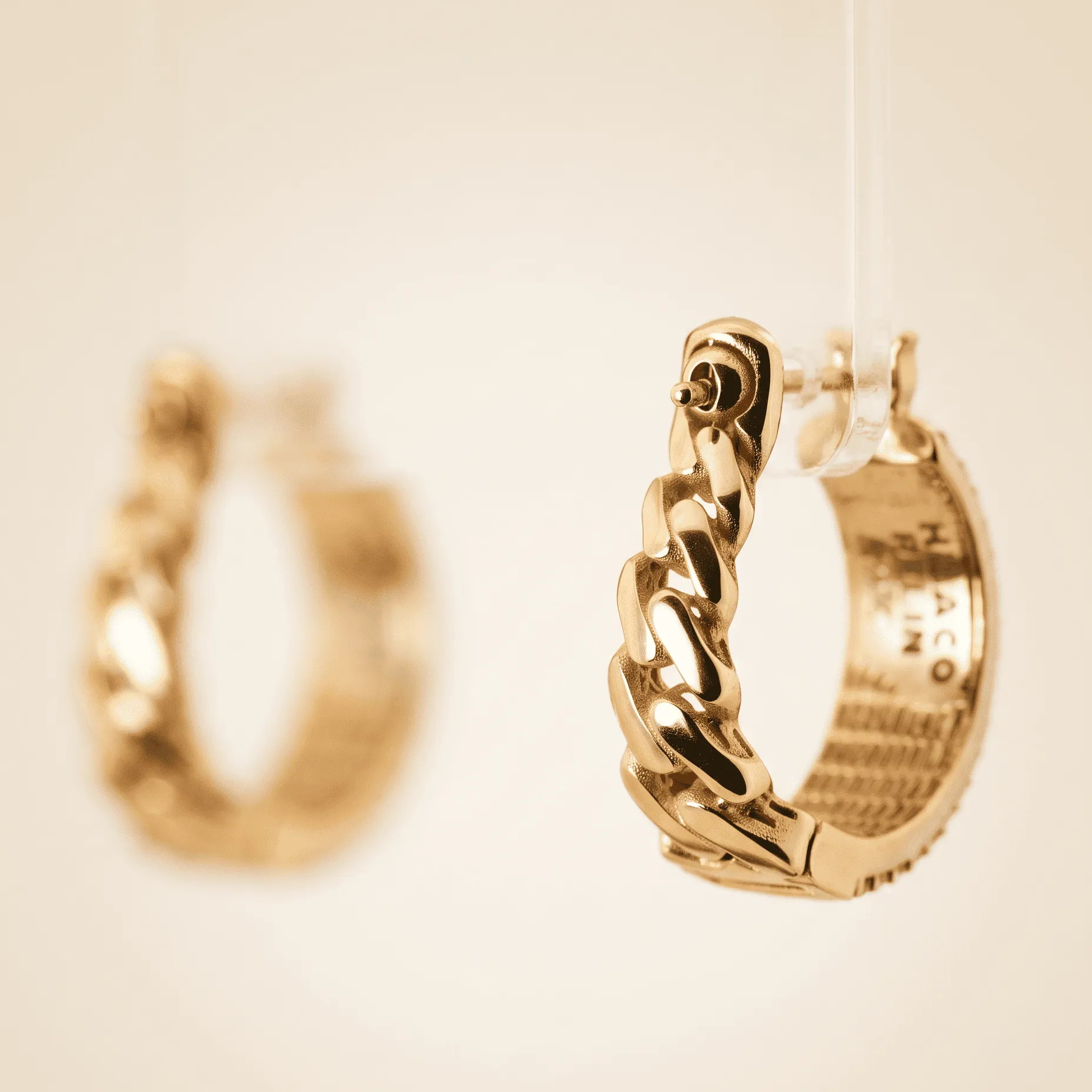 https://storage.alifshop.tj/media/images/alifshop/70438/sergi-iz-zolota-monaco-chain-hoop-585-proba-7-45-gramm-1792585554139-DfmEQKo7.png