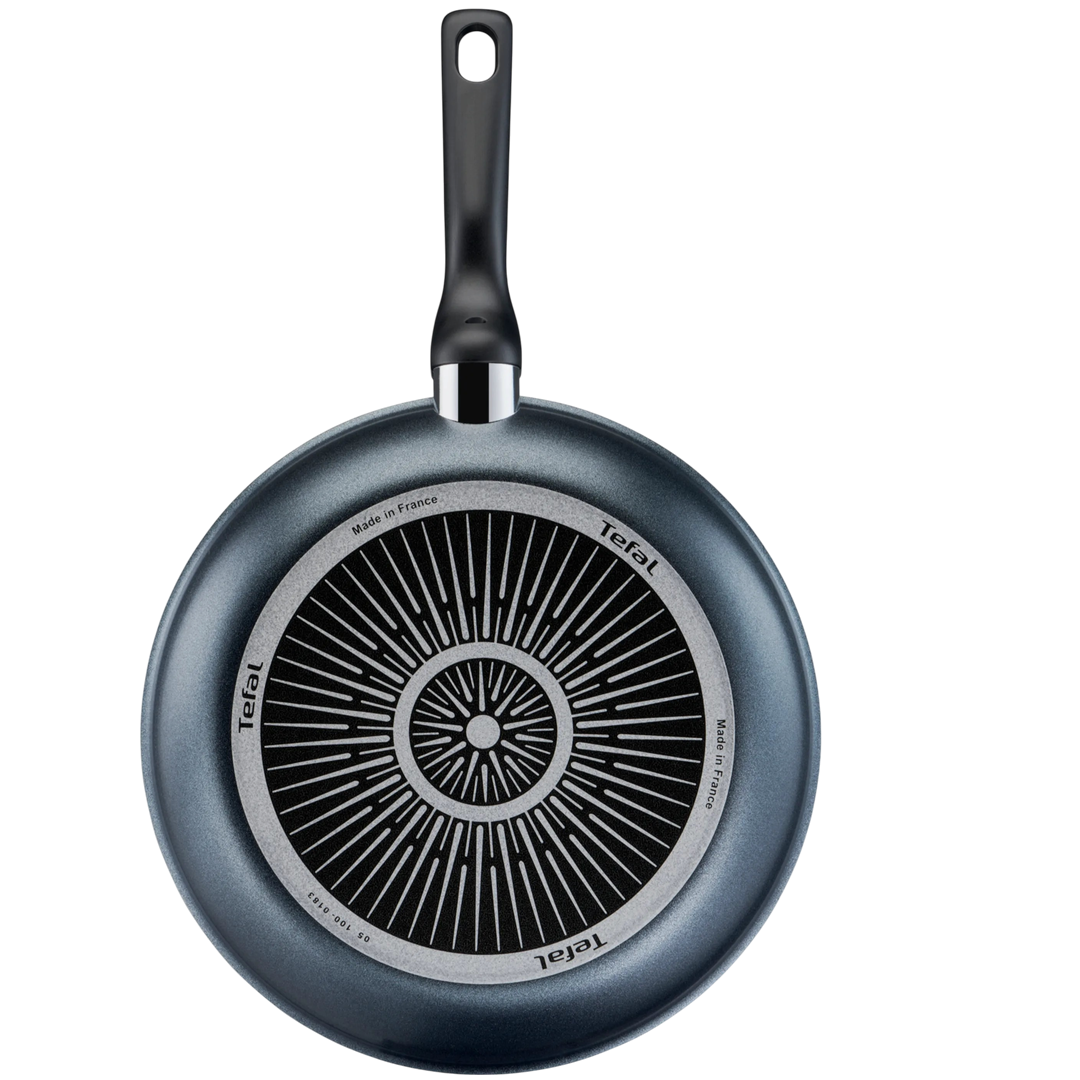 https://storage.alifshop.tj/media/images/alifshop/70664/skovoroda-tefal-dlya-zharki-force-28-sm-chernyy-1792829406438-aATULv6a.png